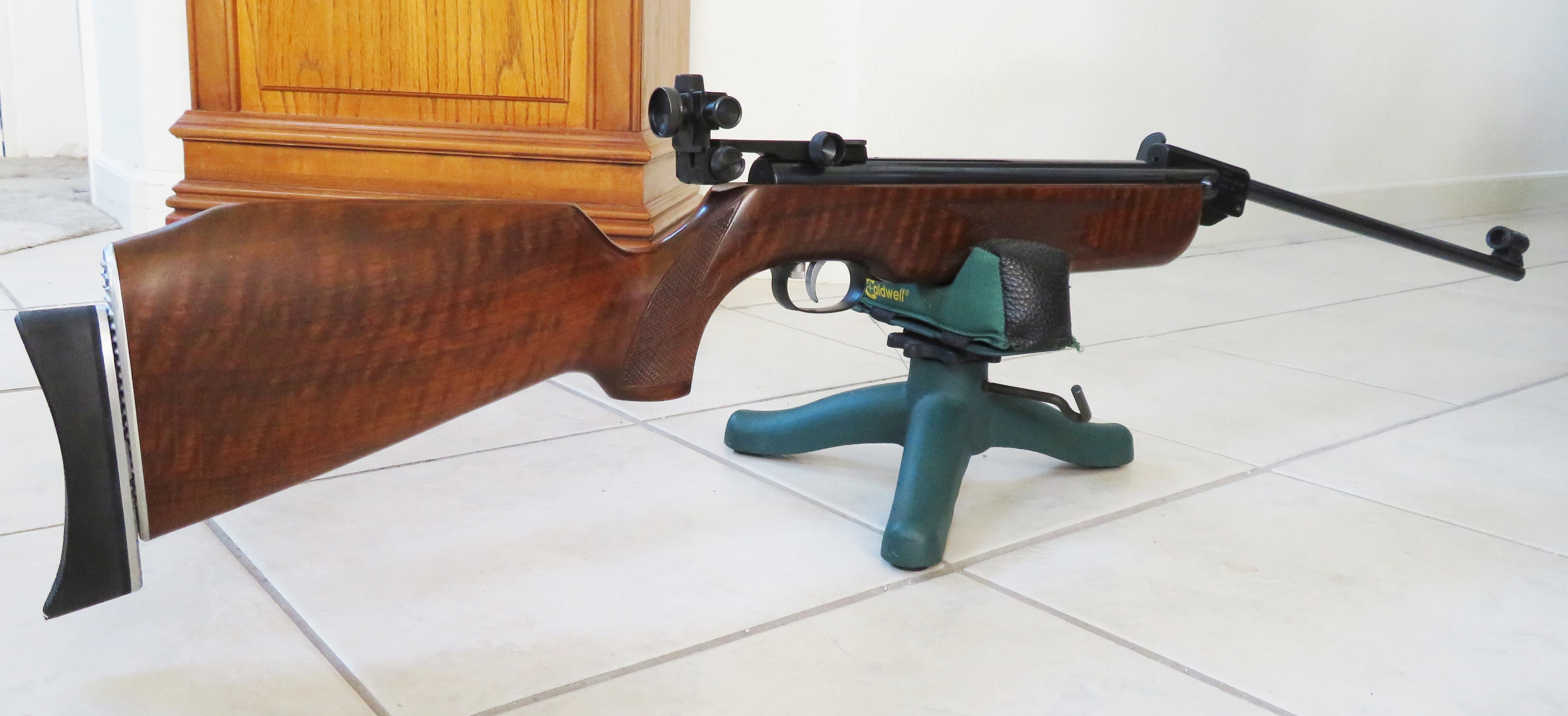 right side.jpg