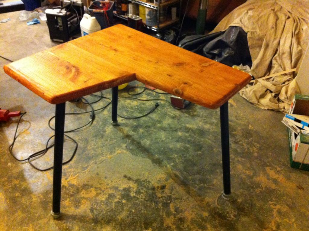 StainedBench007_zps8b088c5f.jpg