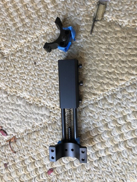 taking apart the recoilless mount.jpg