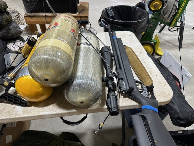tanks n gun.jpg