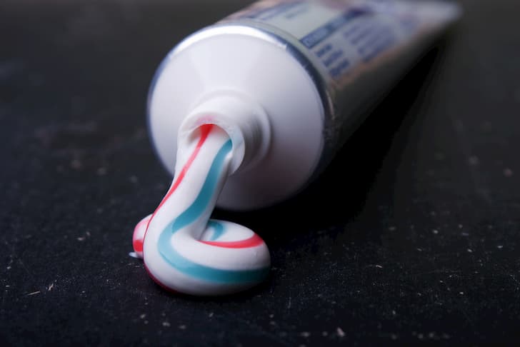 toothpaste-tube.jpg
