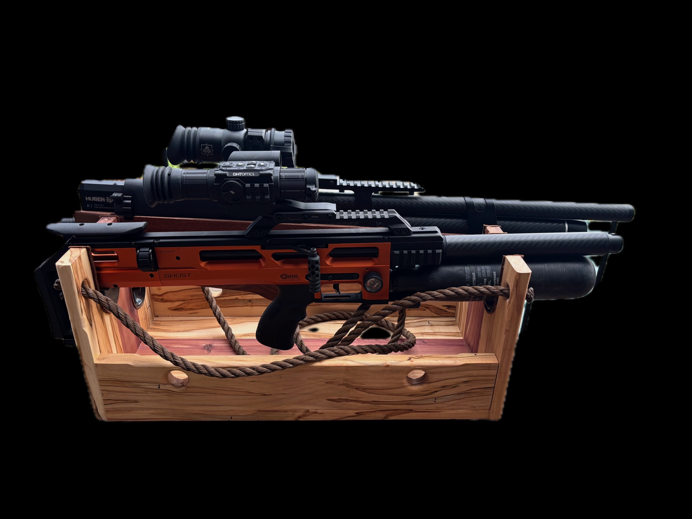 Tote Runners Side w 2 rifles.jpg