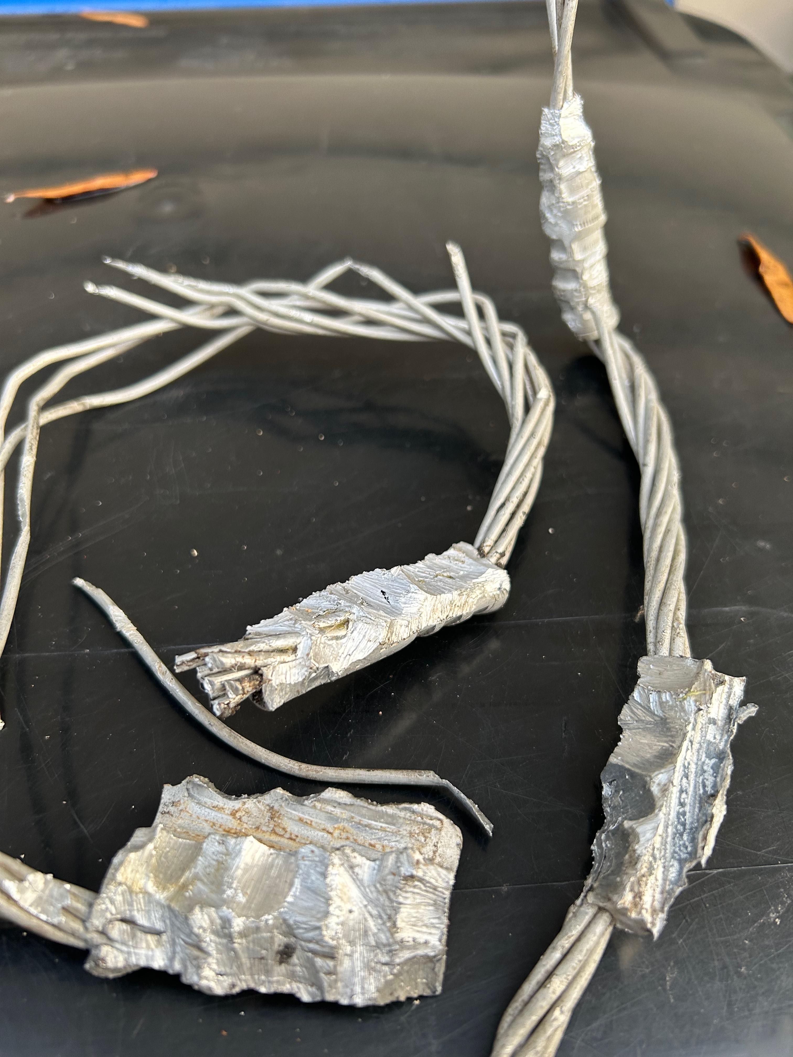 transformer_ground_wire.jpeg