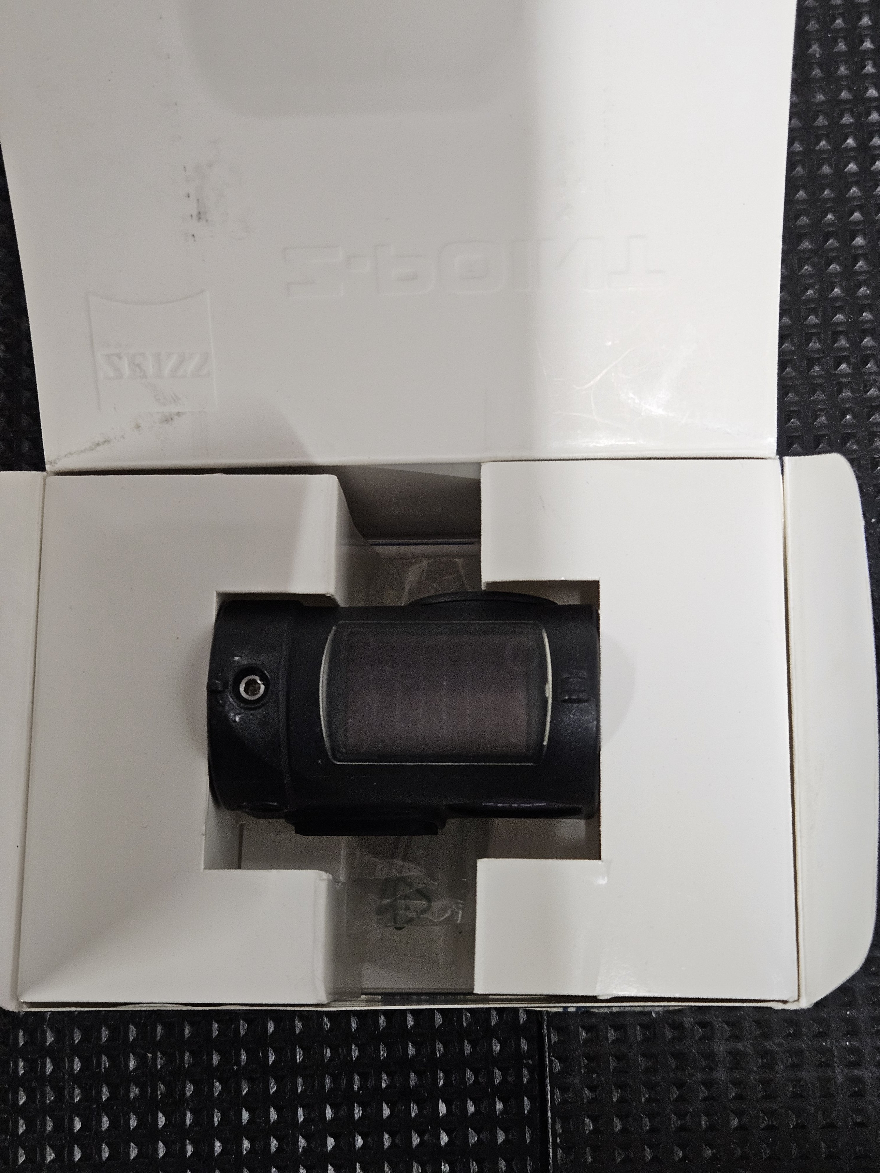 Zeiss Dot 3.jpg