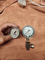 gauges1.jpg